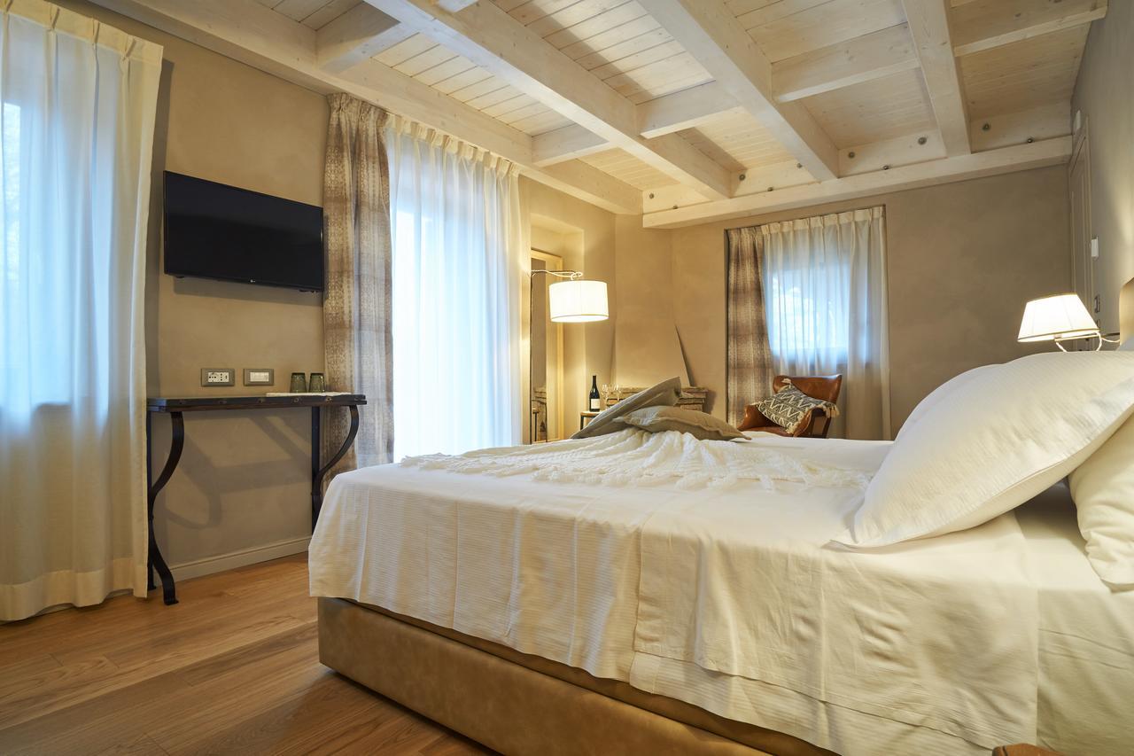 Relais Villa Miraglia Cesarò Esterno foto
